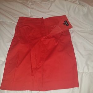 Bebe ❤️🔥red classy skirt Size 2 NWOT